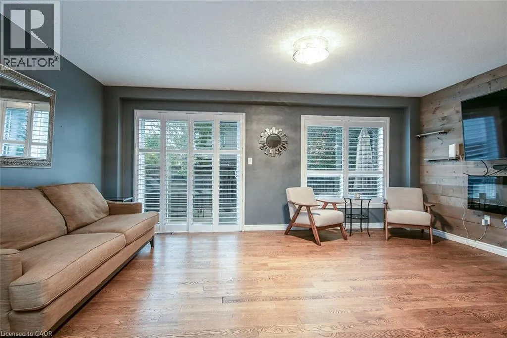 105 CAPTAIN MCCALLUM Drive