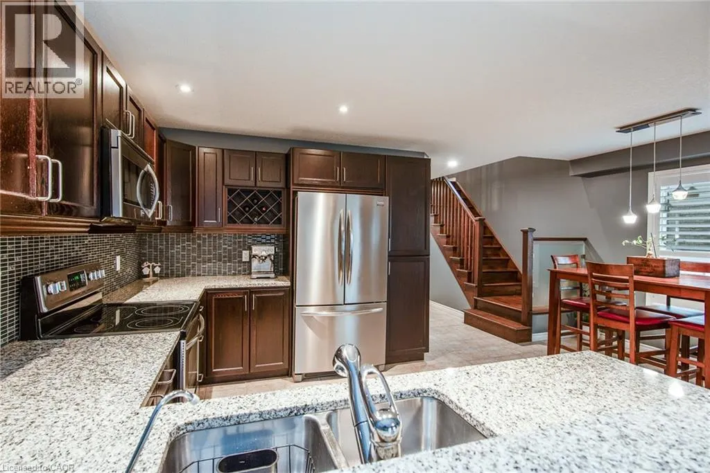 105 CAPTAIN MCCALLUM Drive