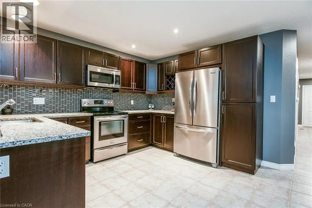 105 CAPTAIN MCCALLUM Drive
