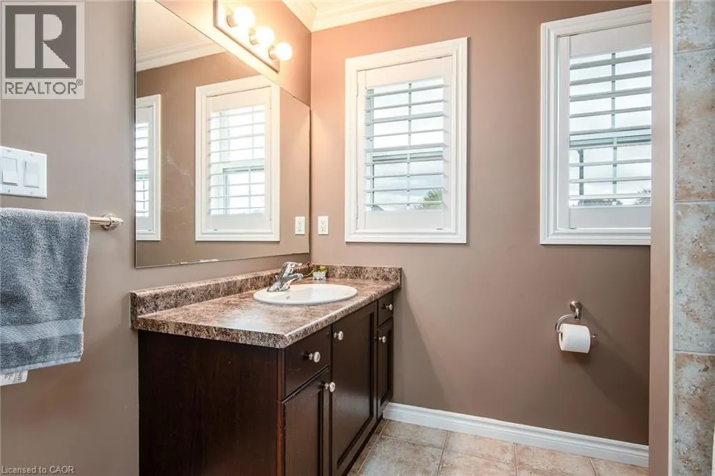 105 CAPTAIN MCCALLUM Drive