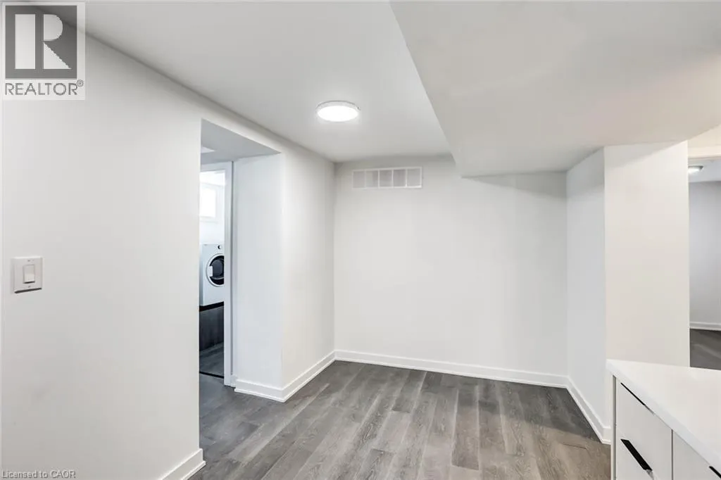 38 THIRTY THIRD Street Unit# Lower, #Lower