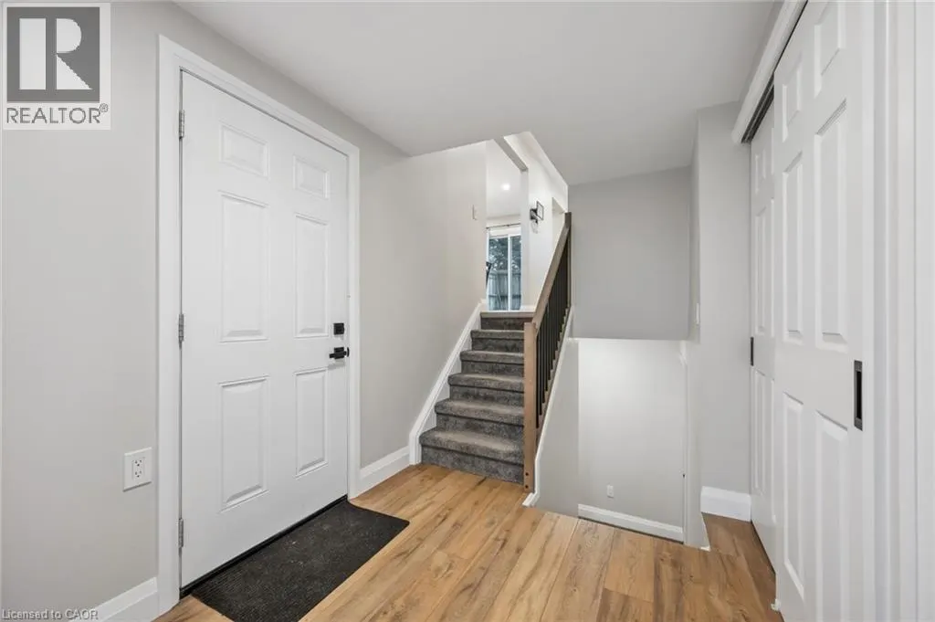 285 BLUEVALE Street Unit# 21, #21
