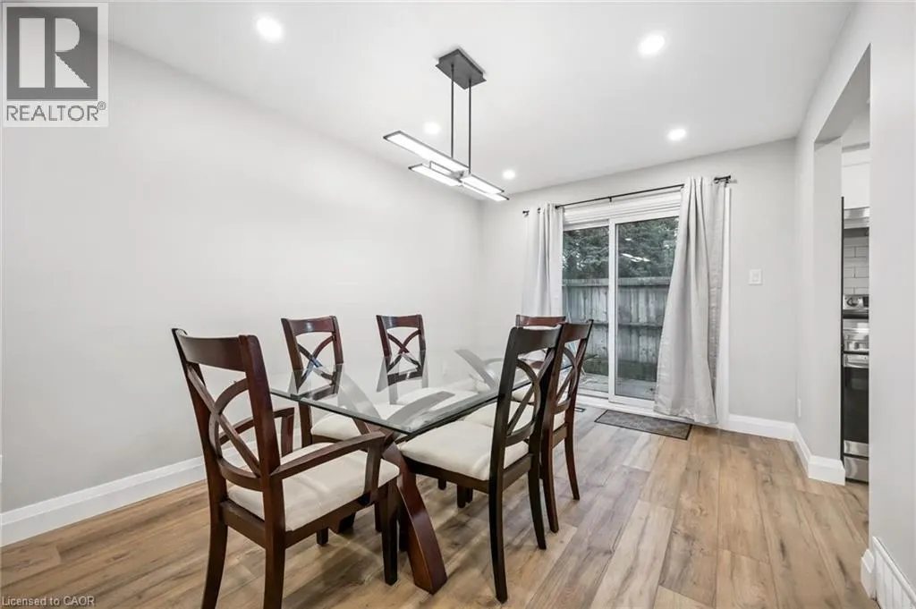 285 BLUEVALE Street Unit# 21, #21