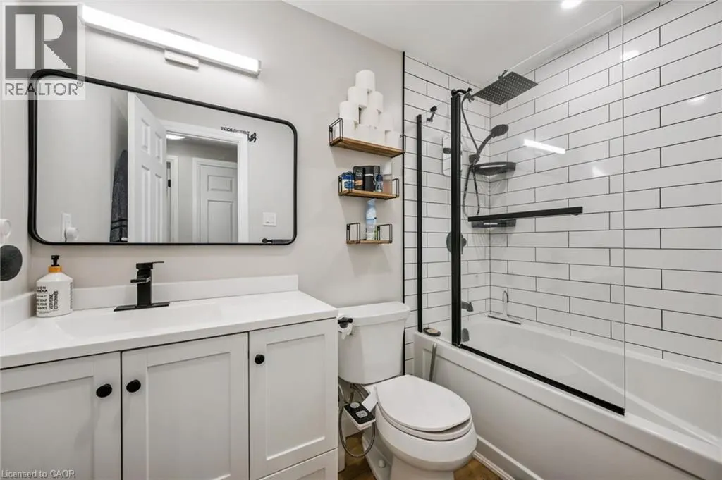 285 BLUEVALE Street Unit# 21, #21