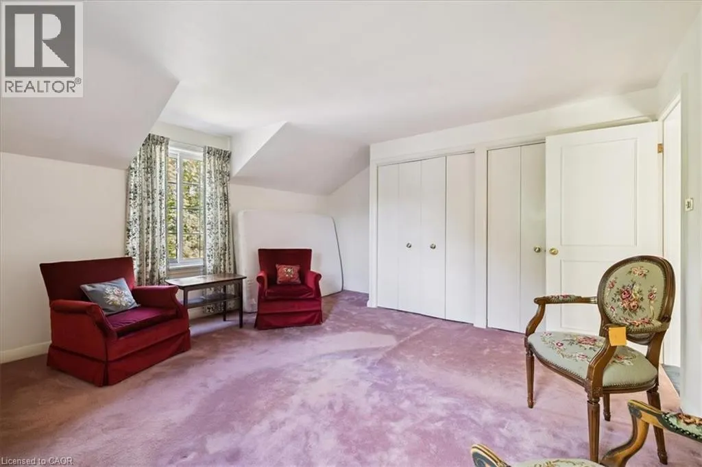 222 STRATHCONA Drive