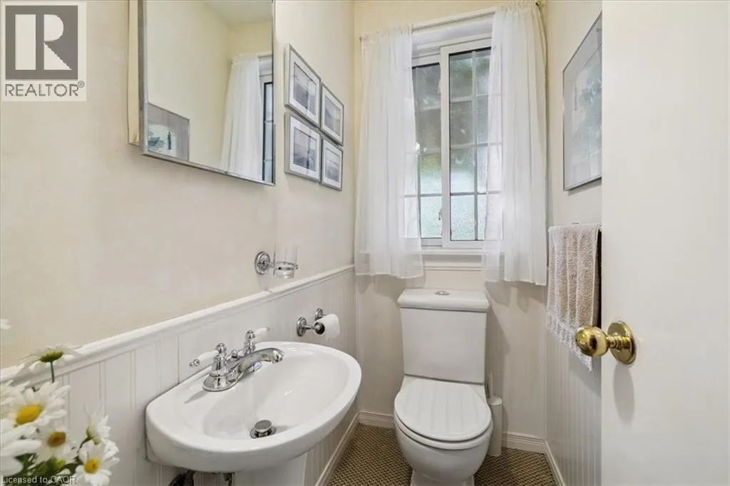 222 STRATHCONA Drive