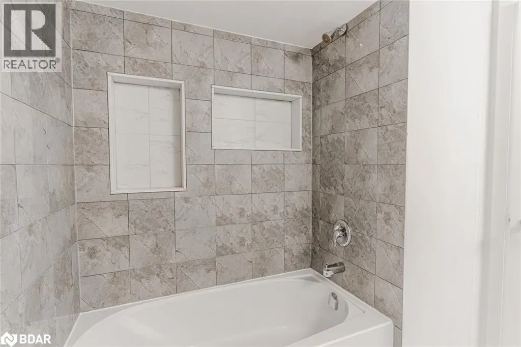 23 HAY Lane Unit# 5, #5