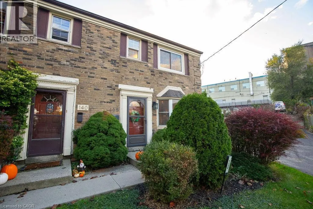 138 VICTOR Boulevard