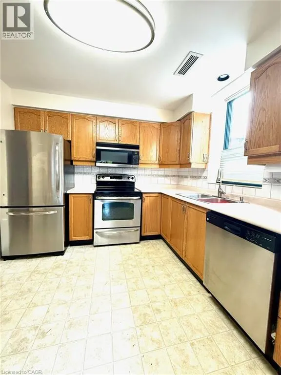 5 OGILVIE Street Unit# 103, #103