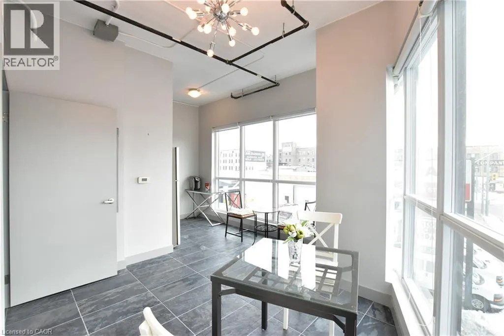1 VICTORIA Street S Unit# 210, #210
