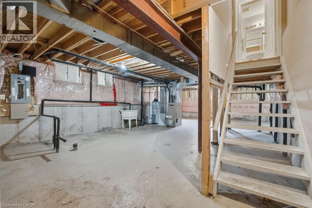 5656 ROSALINE Road