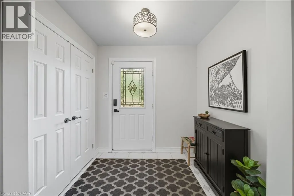 142 MEADOWBROOK Drive
