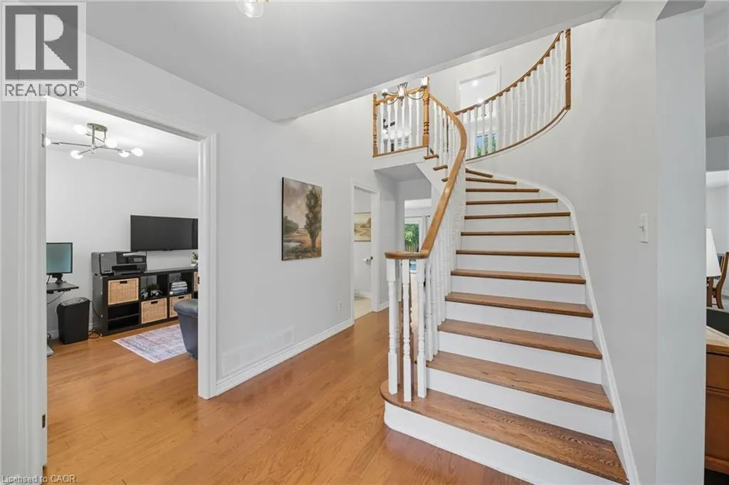 142 MEADOWBROOK Drive