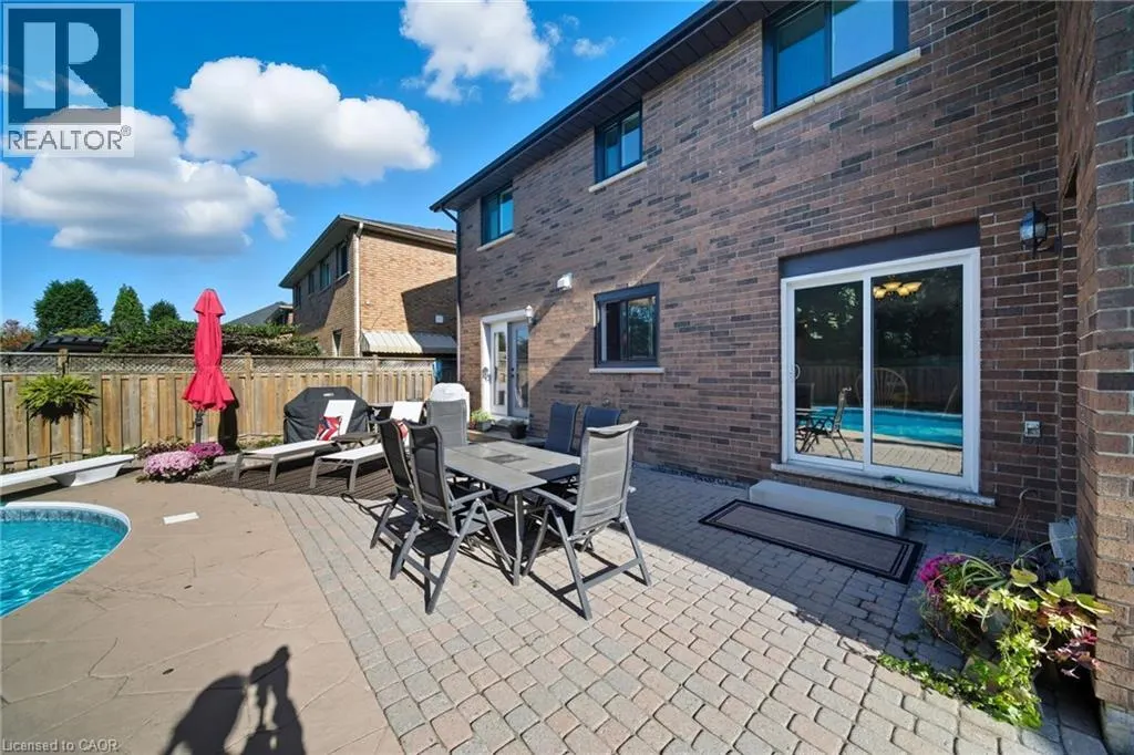 142 MEADOWBROOK Drive
