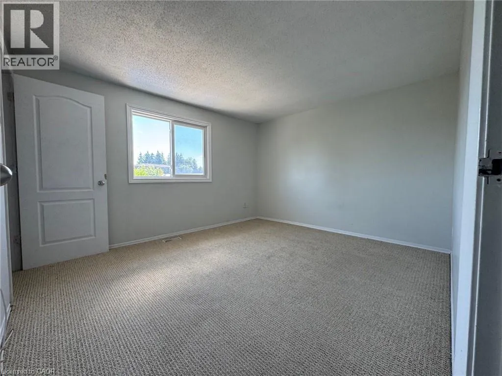 648 DOON VILLAGE Road Unit# 5, #5