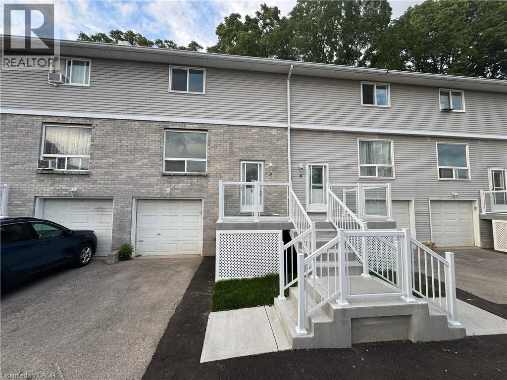 648 DOON VILLAGE Road Unit# 5, #5