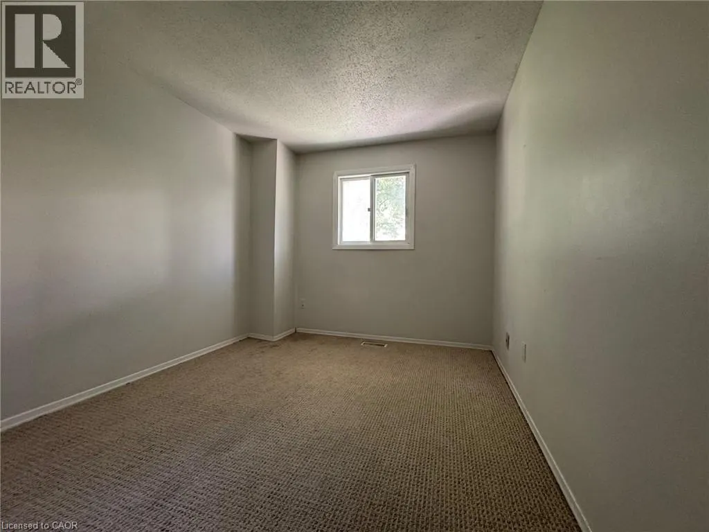 648 DOON VILLAGE Road Unit# 5, #5