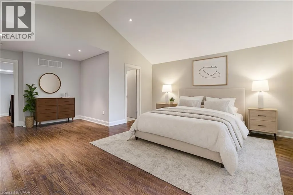 79 KENSINGTON Avenue S