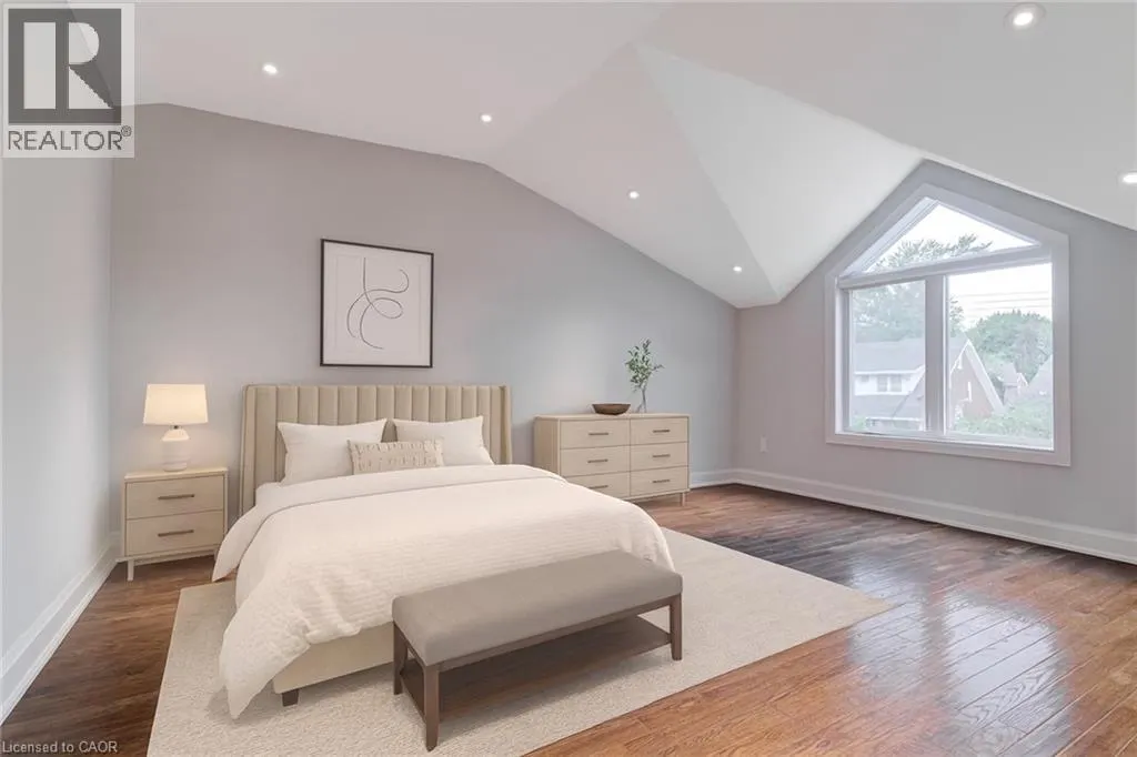 79 KENSINGTON Avenue S