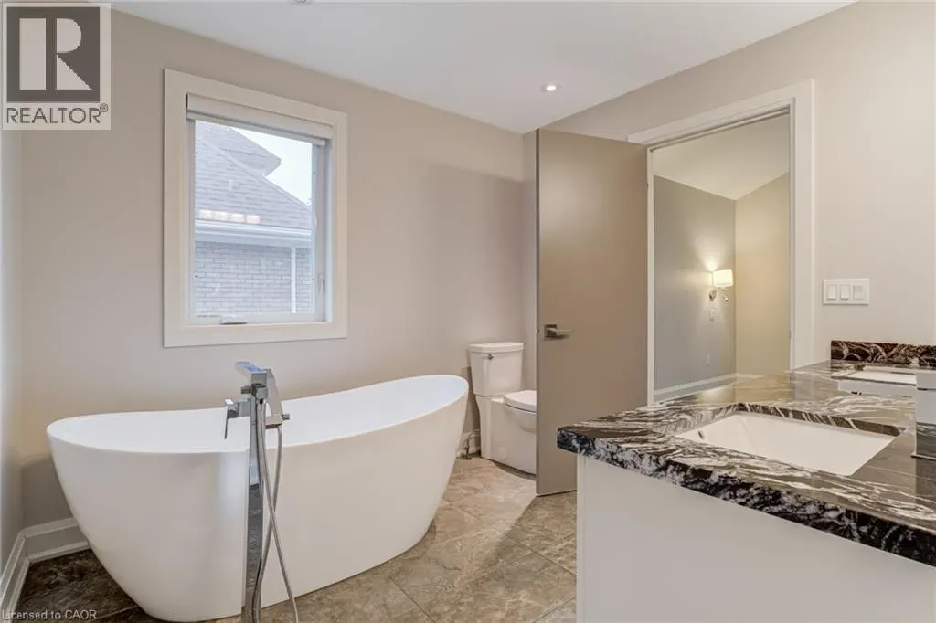 79 KENSINGTON Avenue S