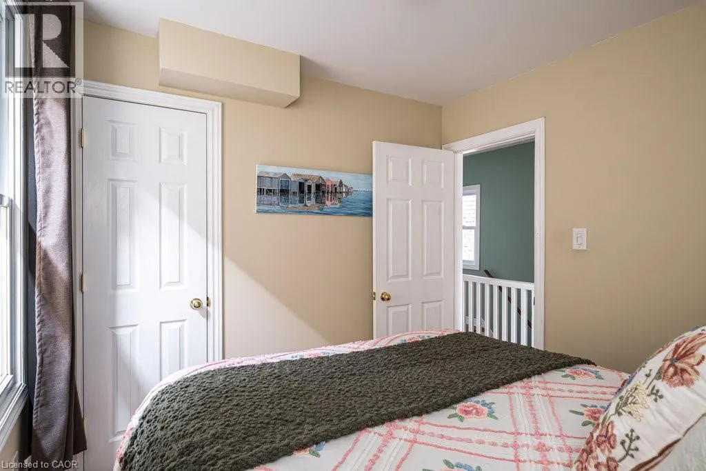 251 BALMORAL Avenue N