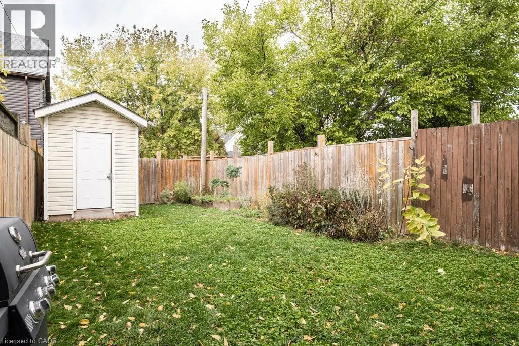 251 BALMORAL Avenue N