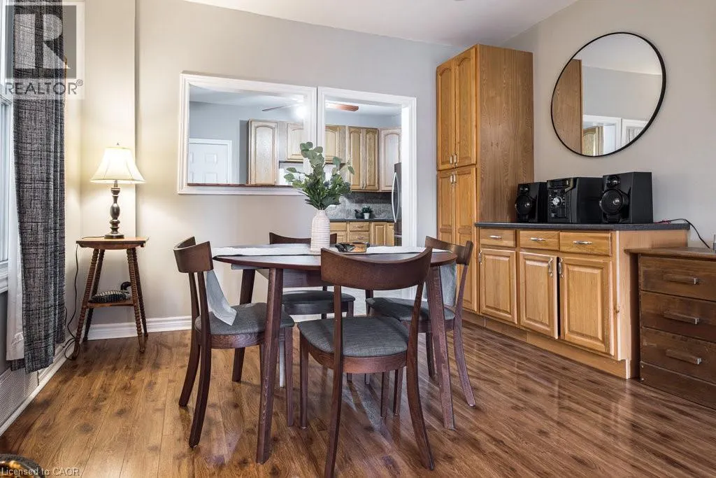 251 BALMORAL Avenue N