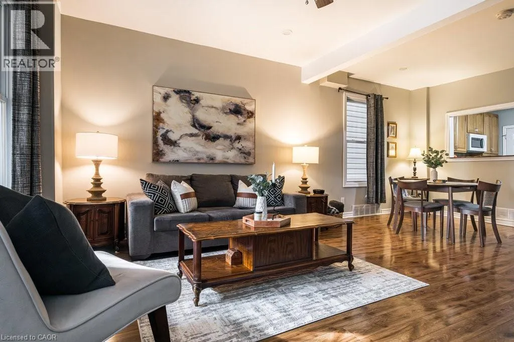 251 BALMORAL Avenue N