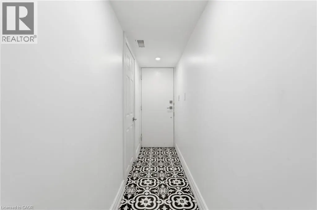 424 PLAINS Road W