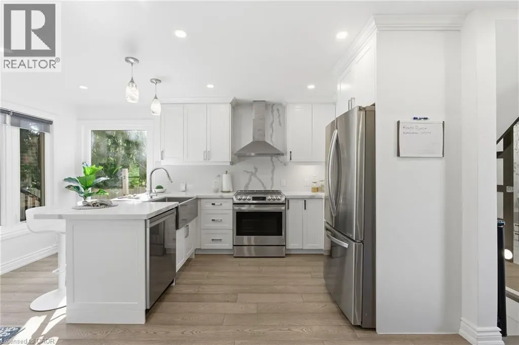 424 PLAINS Road W