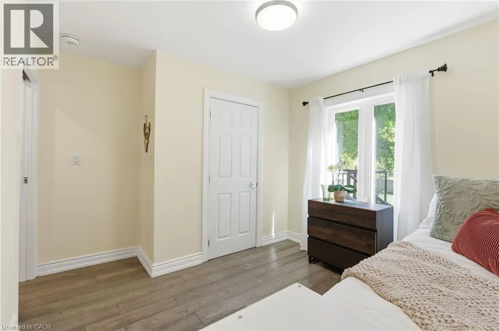 424 PLAINS Road W