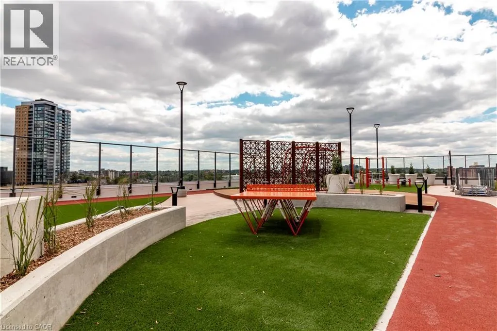 25 WELLINGTON Street S Unit# 704, #704