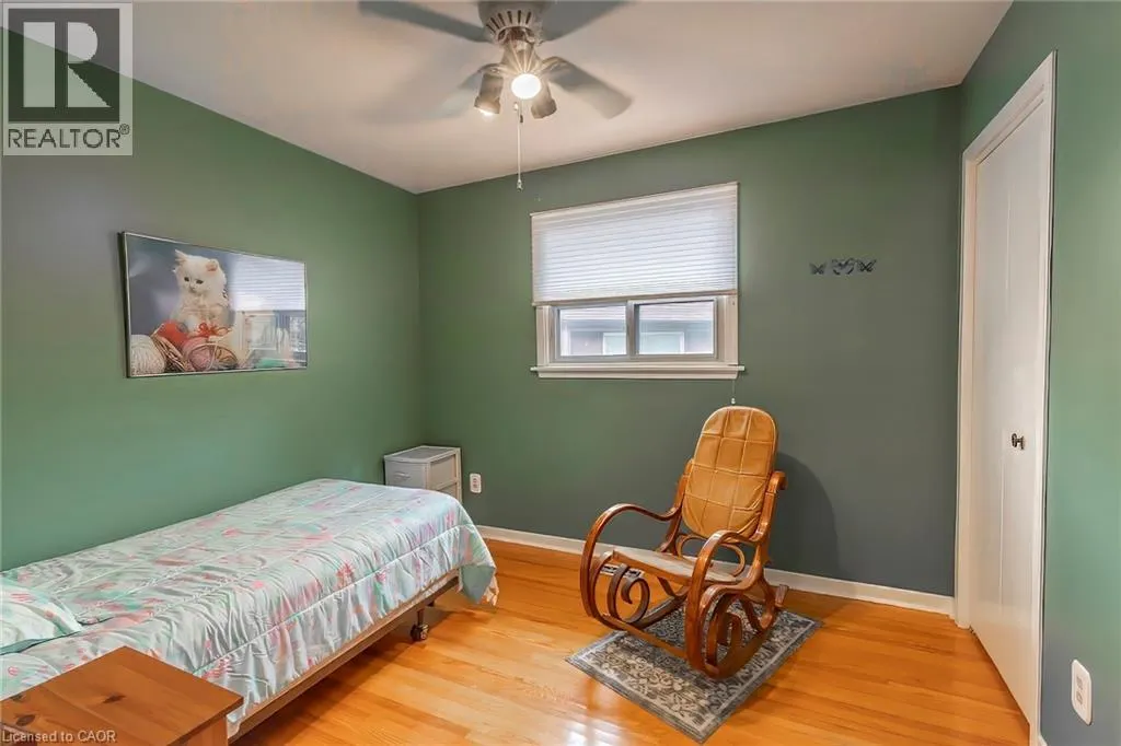 20 MANORCREST Street