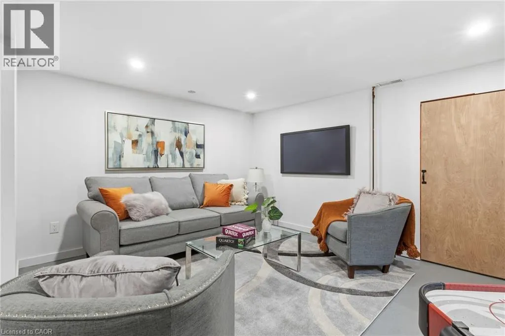 9 MCKAY Road
