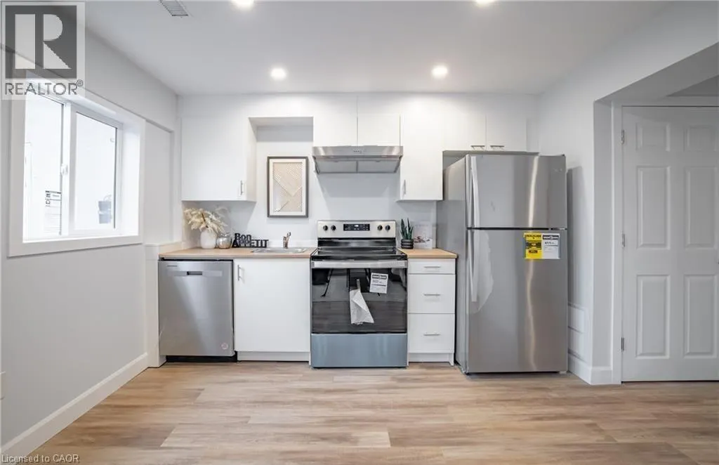 521 SOUTH PELHAM Road Unit# Garden Suite