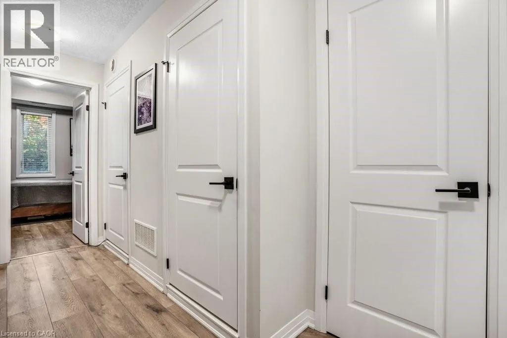 25 ISHERWOOD Avenue Unit# 32, #32