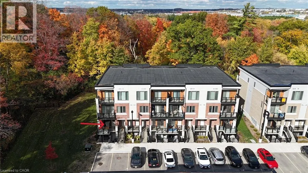 25 ISHERWOOD Avenue Unit# 32, #32