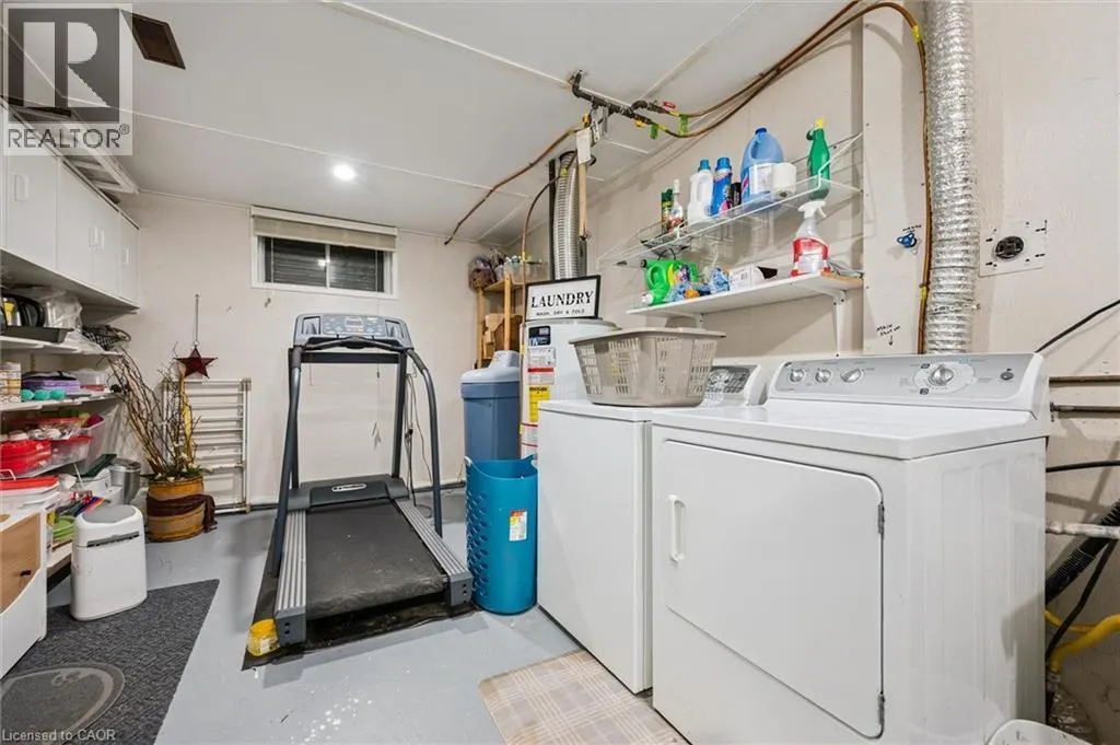 7 EASTVIEW Drive