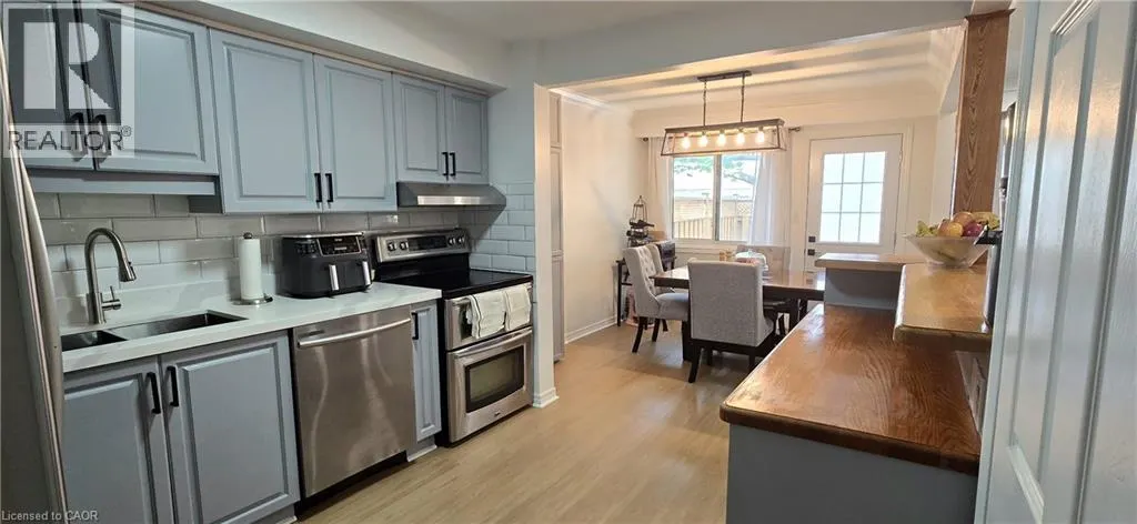 100 ST. ANDREWS Court Unit# 5, #5