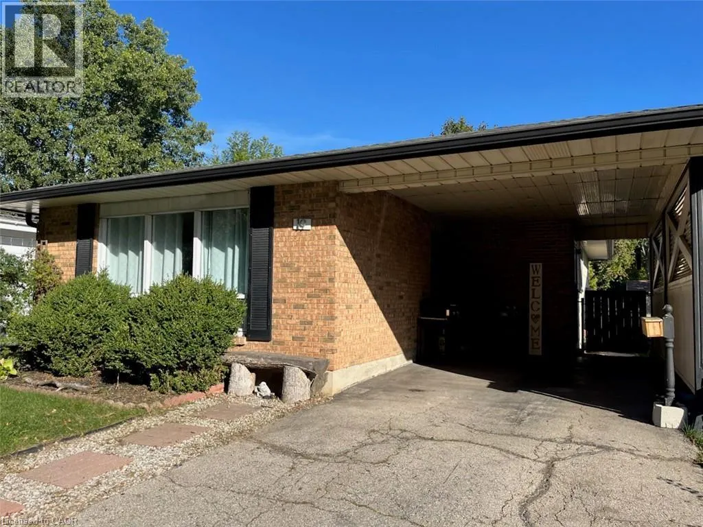 19 GREENDALE Crescent