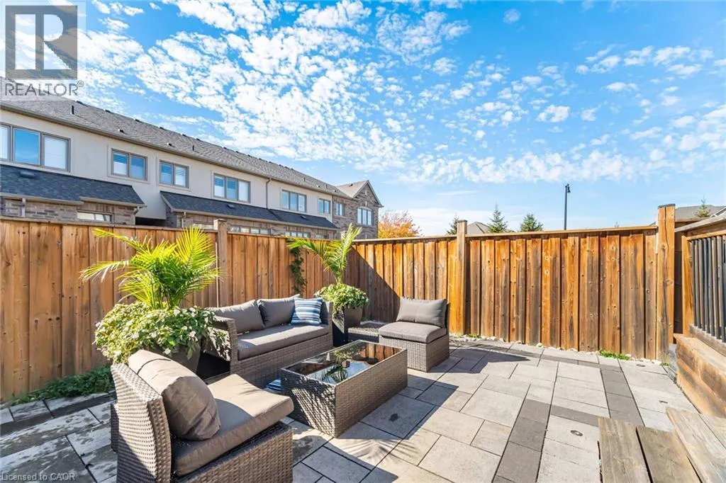 7 LADY EVELYN Crescent