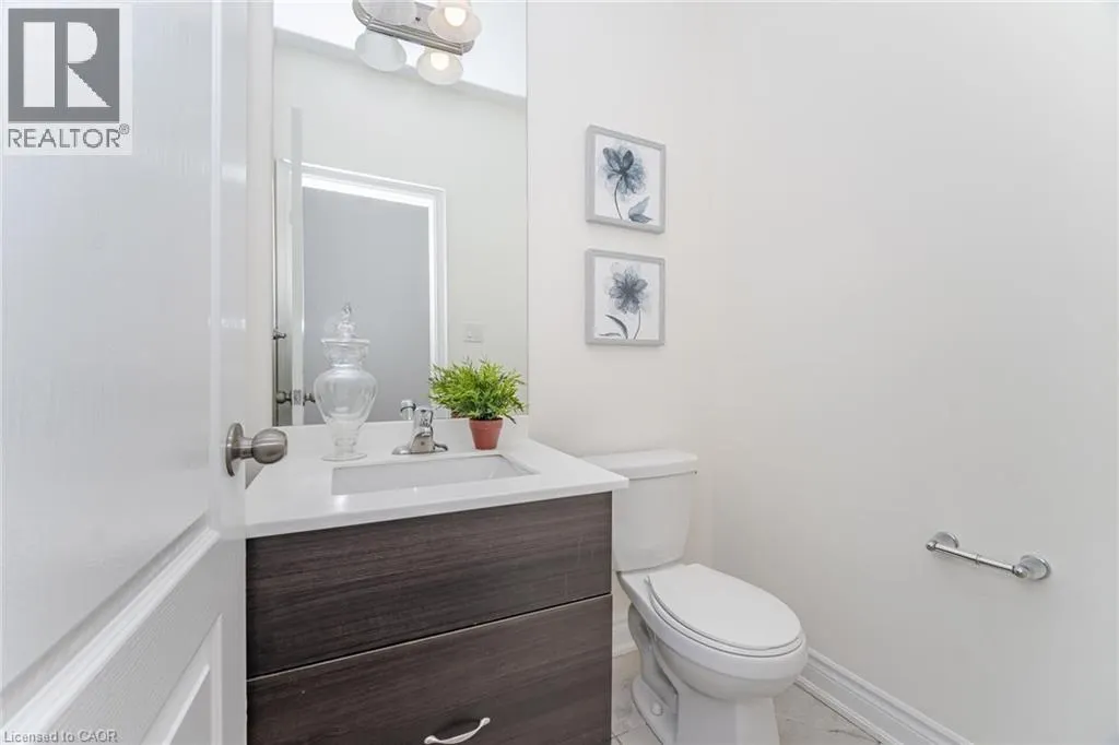 7 LADY EVELYN Crescent