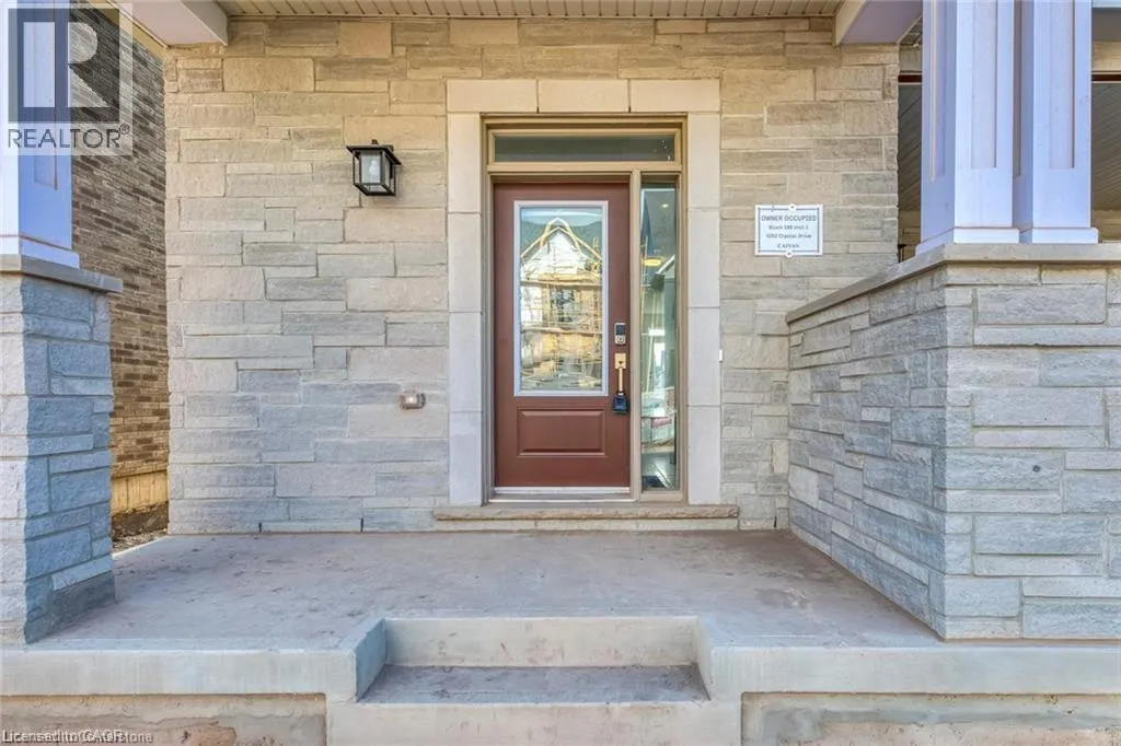 3262 CRYSTAL Drive