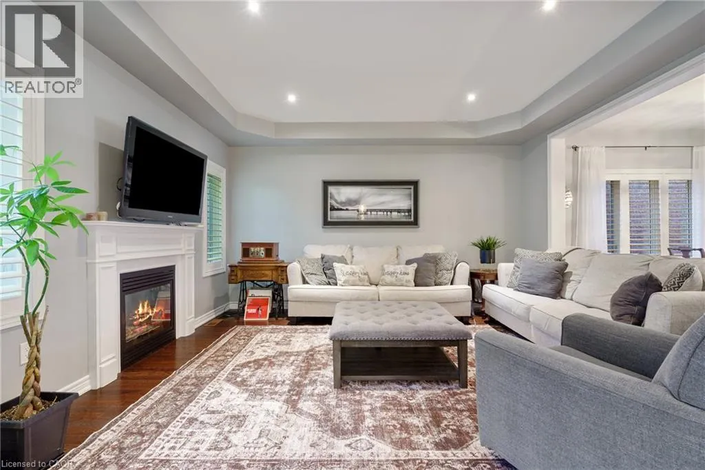 333 VALRIDGE Drive