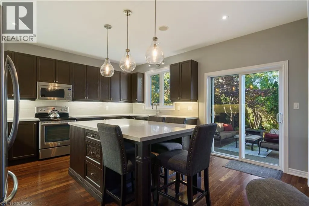333 VALRIDGE Drive