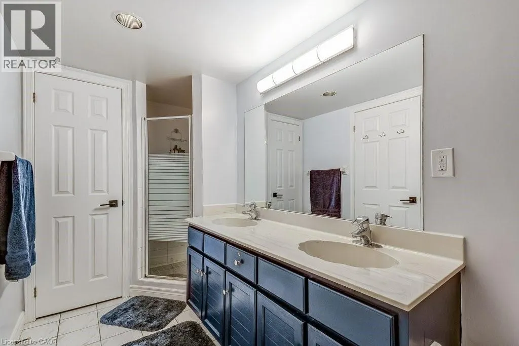 67 CAROLINE Street S Unit# 9D, #9D