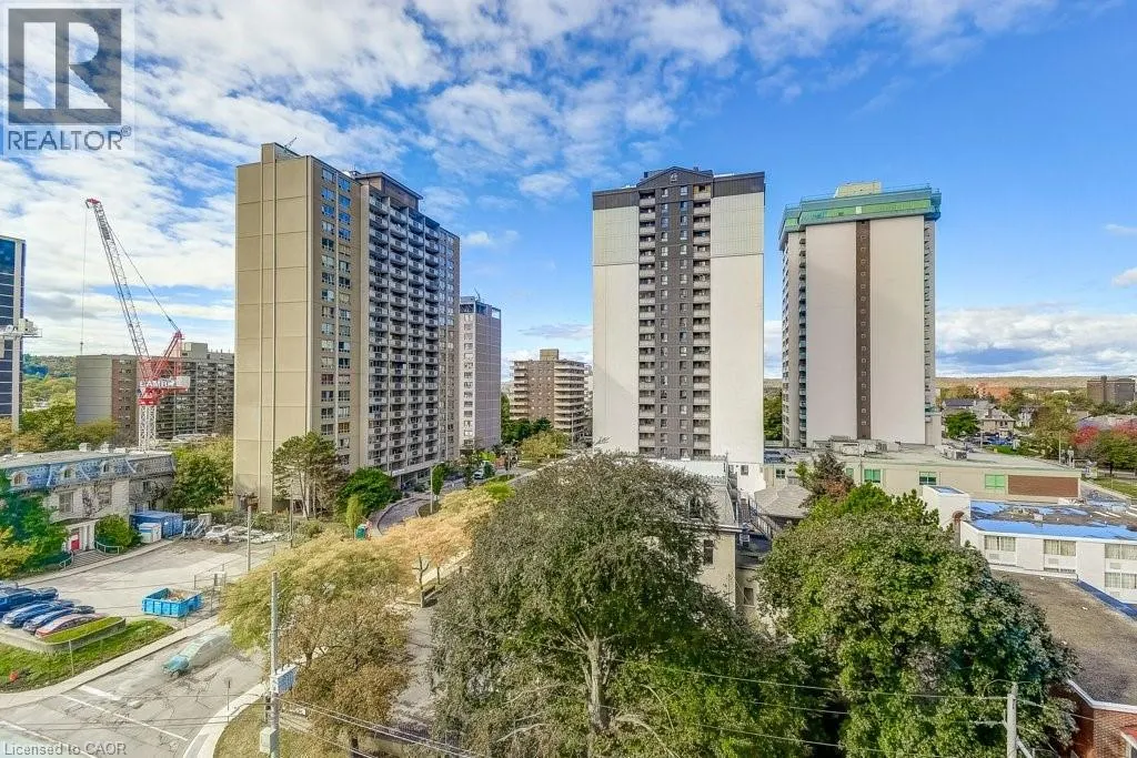 67 CAROLINE Street S Unit# 9D, #9D