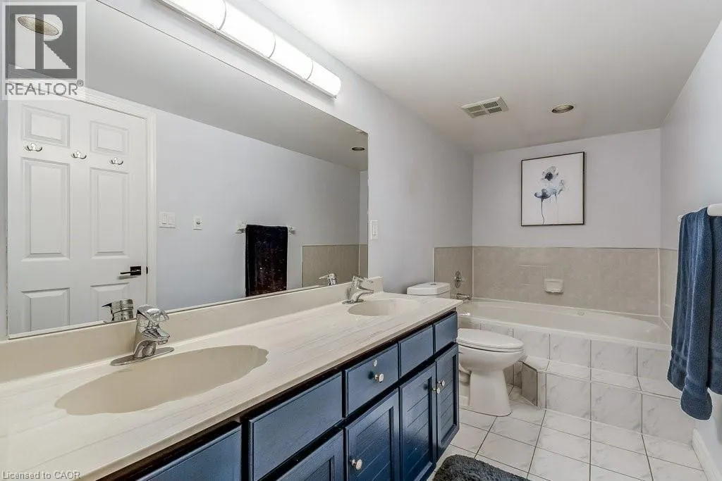 67 CAROLINE Street S Unit# 9D, #9D