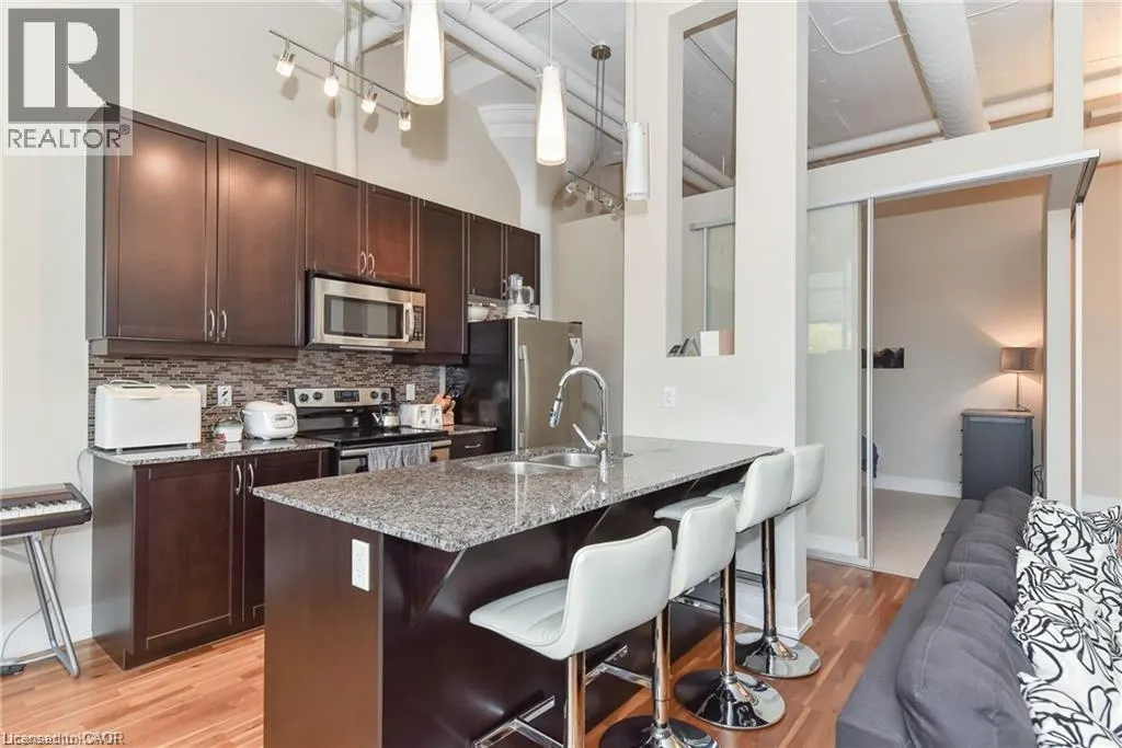 112 BENTON Street Unit# 306, #306