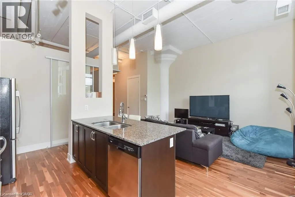 112 BENTON Street Unit# 306, #306